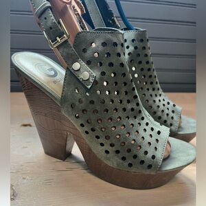 Guess Green Wedges with Modern Elegance